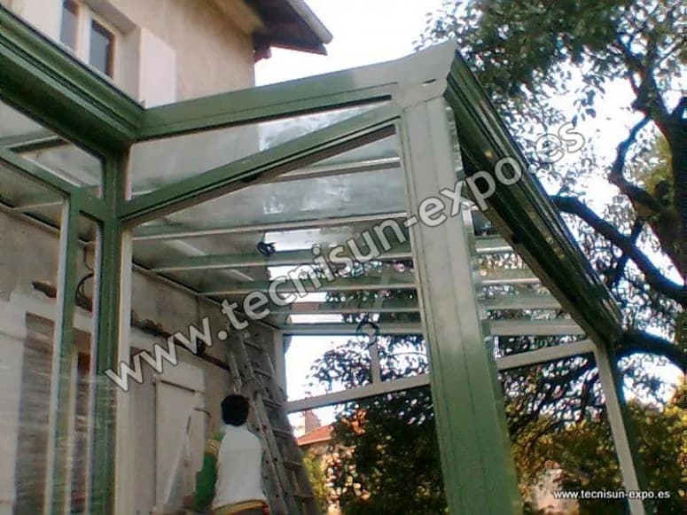 Bicolour RPTH Aluminium Veranda — Granada - Image 2